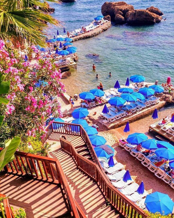 Dilek * Antalya